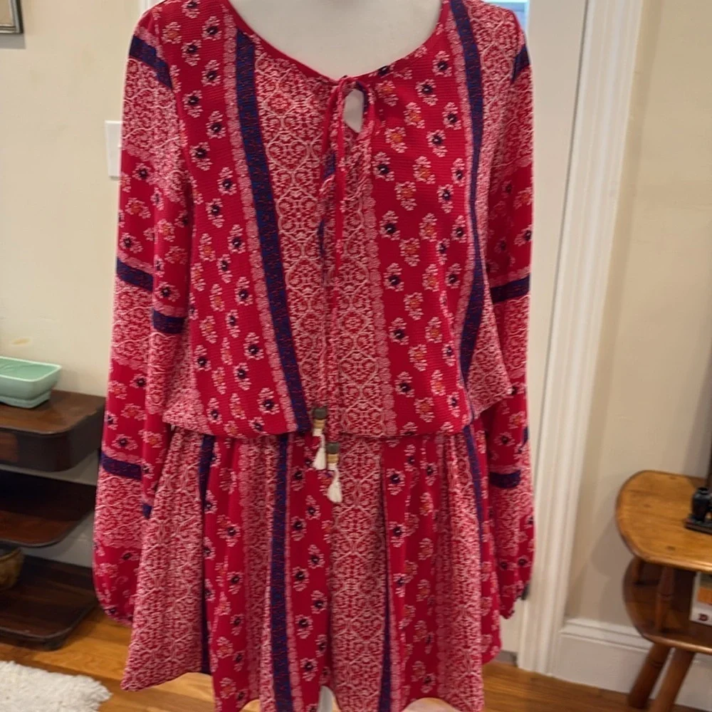 Truly Me by Sara Sara Girl’s Red and Blue Floral Long Sleeve Dress. Size 16